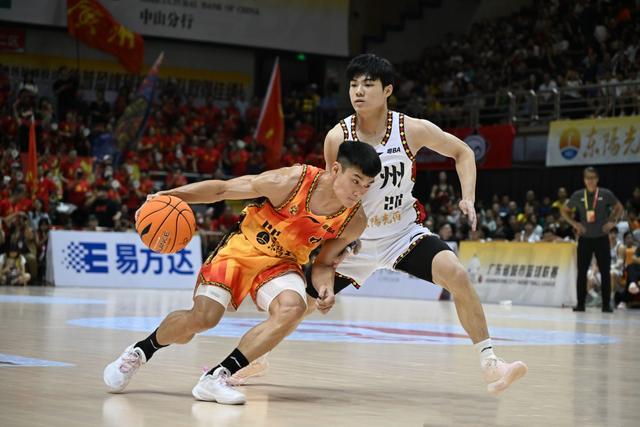 媒体人：北控进百废待兴时代，看刘家成有什么魔力让他们触底反弹