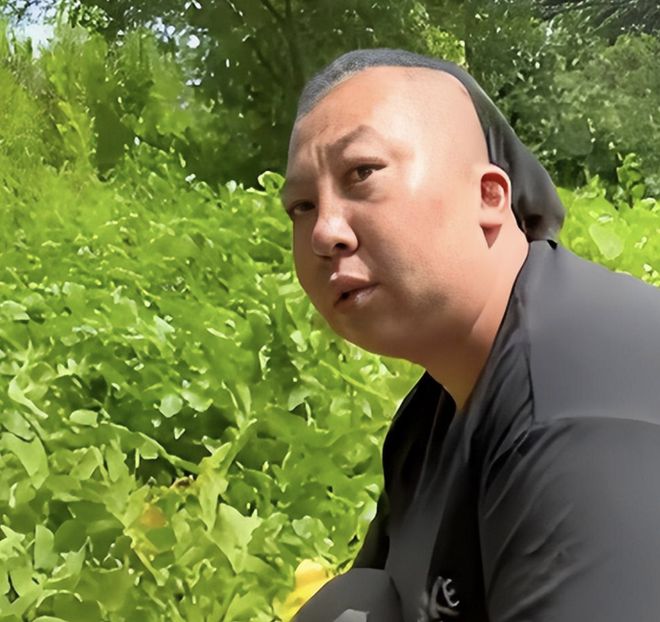 恭喜！杜锋姐姐当选新疆篮协副会长，朱芳雨新决定，宏远旧将退役