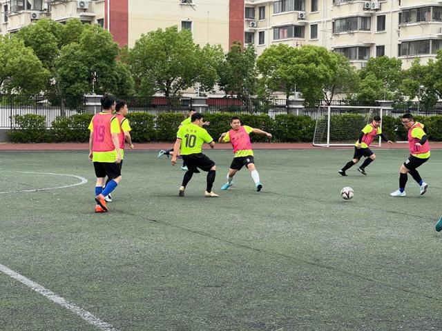 环塔拉力赛一台赛车发生意外 车手不幸离世