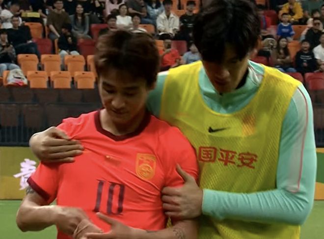 媒体人：徐昕不会出战NBA夏联比赛 但留洋的大门并没有关闭