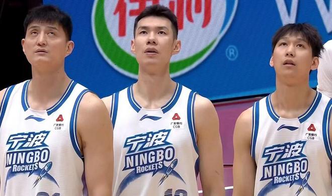4比3云南玉昆！山东泰山传3个坏消息，俱乐部一决定让韩鹏很无奈