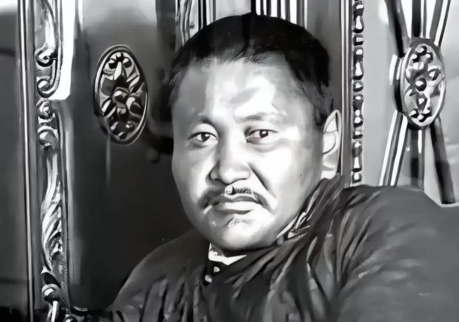 萨巴伦卡透视连衣裙亮相美网，联手德约首轮出局；球迷：穿搭观感欠佳