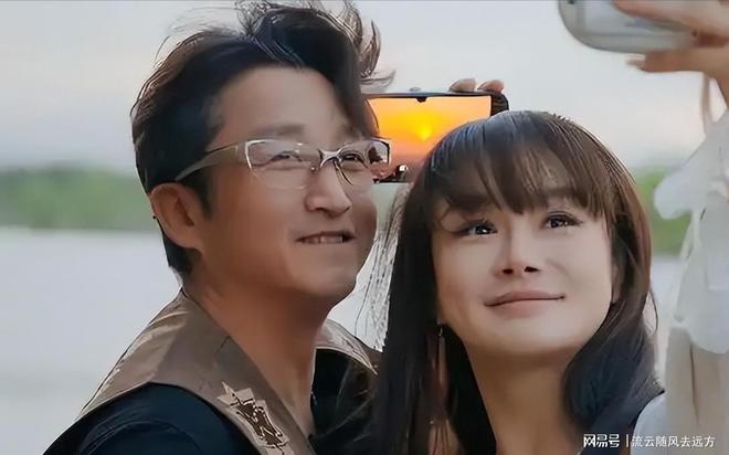 傅首尔前夫发文痛斥网红“留几手”，力挺前妻：是我最佩服的女性之一