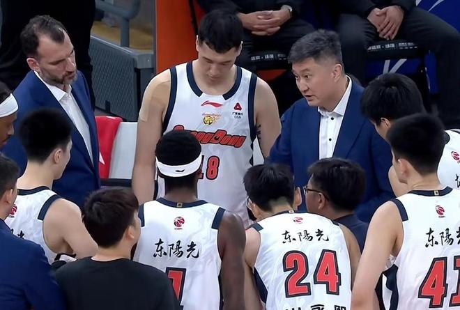 合同到期与北京男篮仍未续约！陈盈俊晒在美训练动态引关注