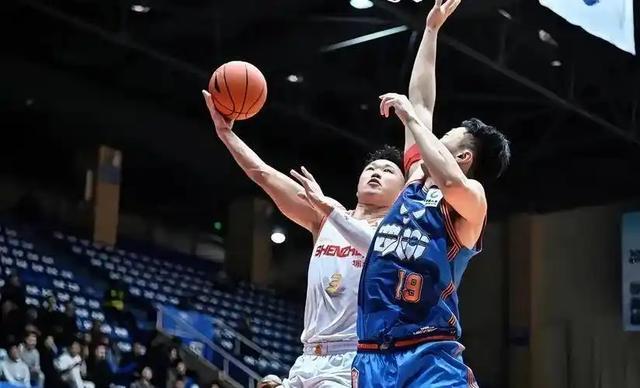 欧冠夺冠赔率：大巴黎重返榜首 拜仁反超皇马