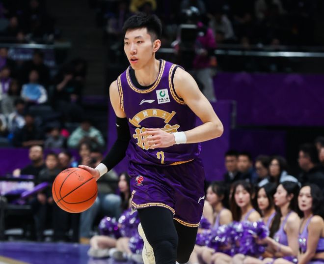 世界杯2黑马出局!4强出炉:阿根廷对英格兰,有望再和法国队争冠